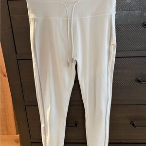 Vuori Light Gray Side-Seam Leggings